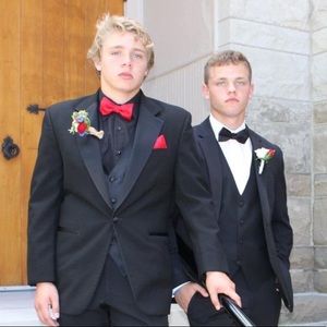 Meet your Posher, Lance